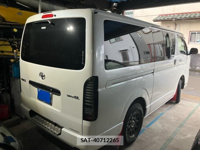 Toyota HIACE VAN 2011-09 7358019-3