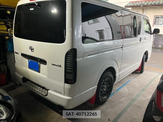 Toyota HIACE VAN 2011-09 7358019-4