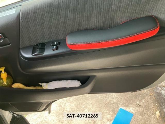 Toyota HIACE VAN 2011-09 7358019-8
