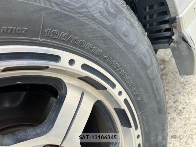 Toyota HIACE VAN 2005-07 7358024-10
