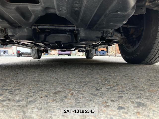 Toyota HIACE VAN 2005-07 7358024-15