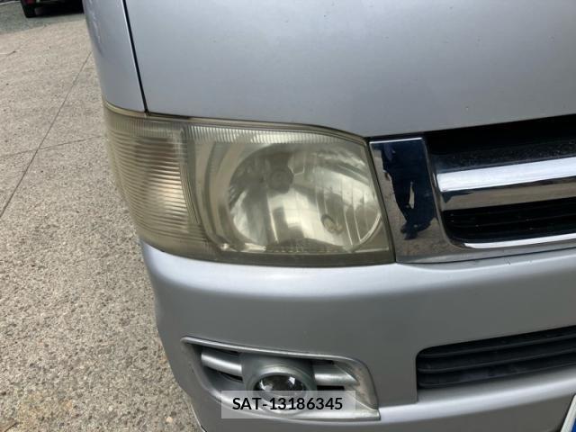 Toyota HIACE VAN 2005-07 7358024-2
