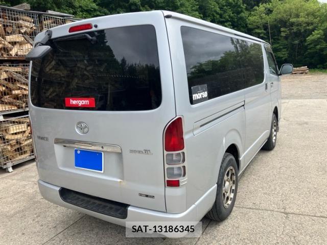 Toyota HIACE VAN 2005-07 7358024-3