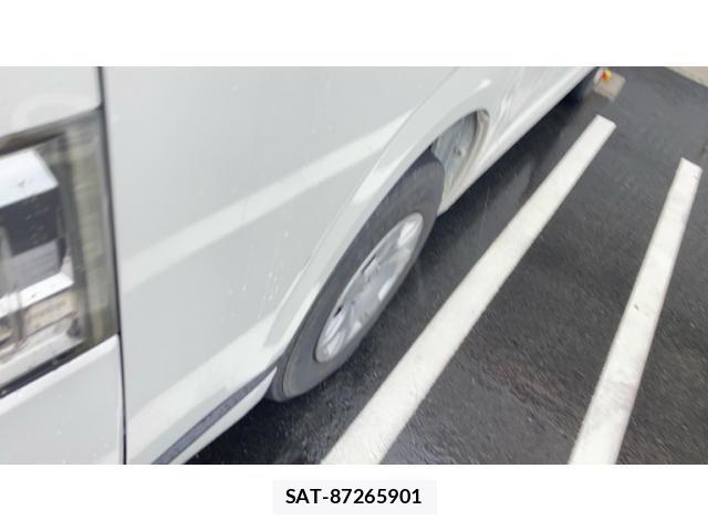 Toyota HIACE VAN 2018-11 7358020-2
