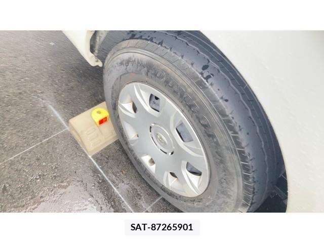 Toyota HIACE VAN 2018-11 7358020-4