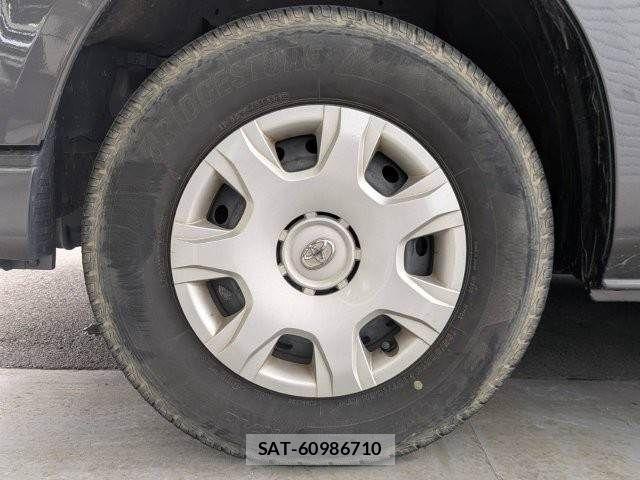 Toyota HIACE VAN 2019-07 7358017-17