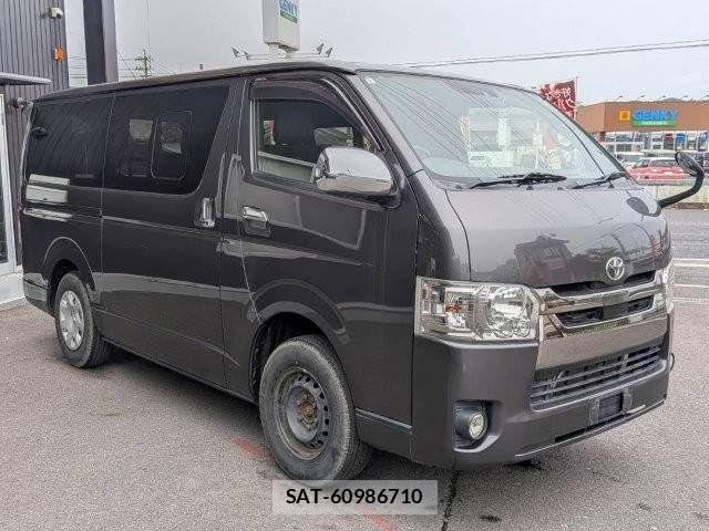 Toyota HIACE VAN 2019-07 7358017-19