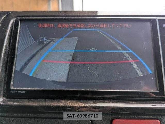 Toyota HIACE VAN 2019-07 7358017-6
