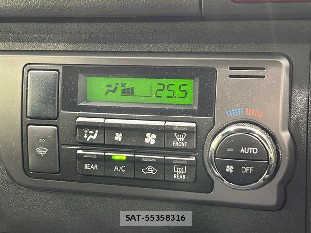 Toyota HIACE VAN 2024-07 7357999-3