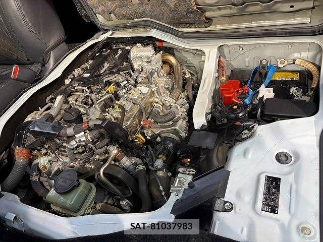 Toyota HIACE VAN 2023-10 7358011-13