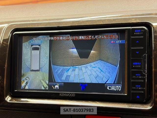 Toyota HIACE VAN 2023-10 7358011-3