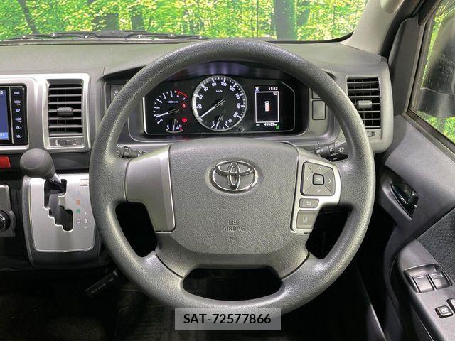 Toyota HIACE VAN 2020-07 7358006-10