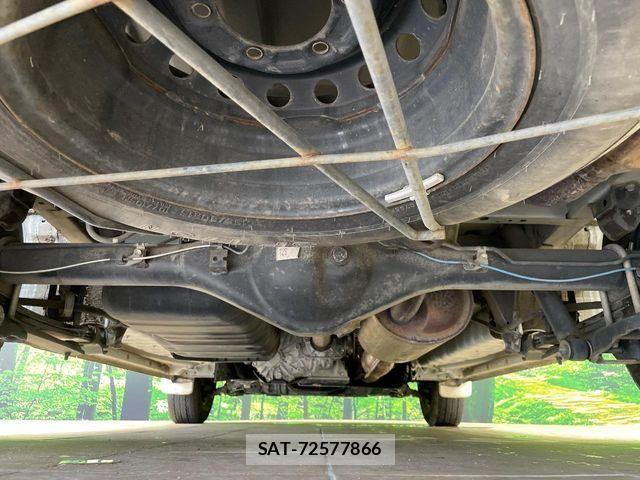 Toyota HIACE VAN 2020-07 7358006-18
