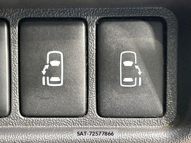 Toyota HIACE VAN 2020-07 7358006-5