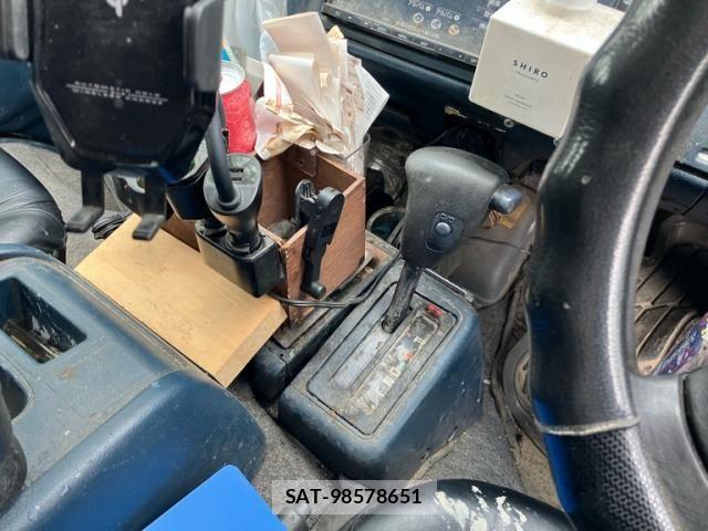 Toyota HIACE VAN 1998-09 7358023-14