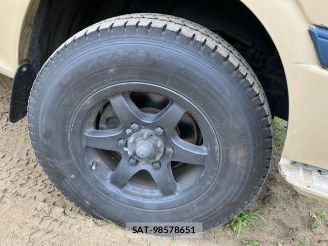 Toyota HIACE VAN 1998-09 7358023-4