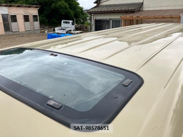 Toyota HIACE VAN 1998-09 7358023-7
