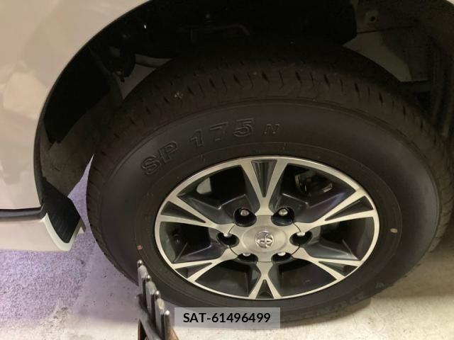 Toyota HIACE VAN 2026-02 7358010-11