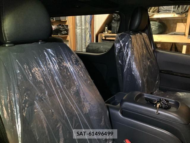 Toyota HIACE VAN 2026-02 7358010-13