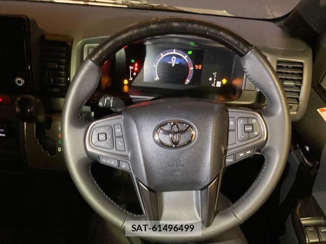 Toyota HIACE VAN 2026-02 7358010-16