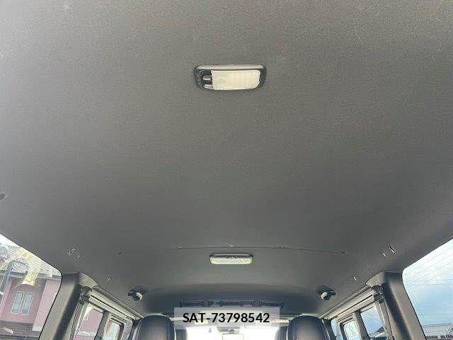 Toyota HIACE VAN 2022-03 7358014-16