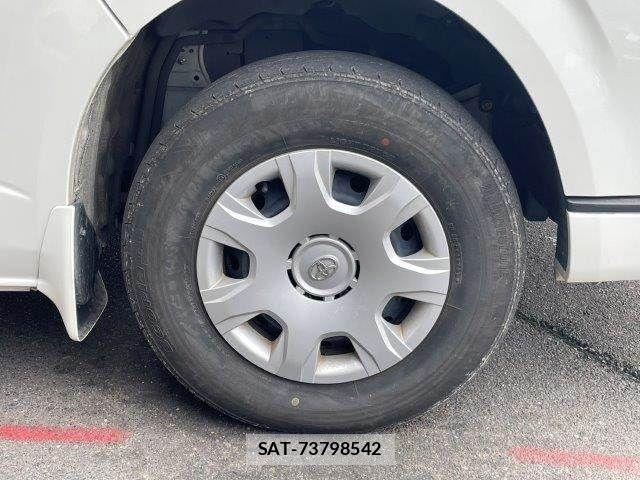 Toyota HIACE VAN 2022-03 7358014-20