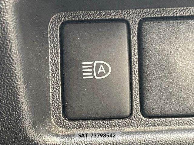 Toyota HIACE VAN 2022-03 7358014-8
