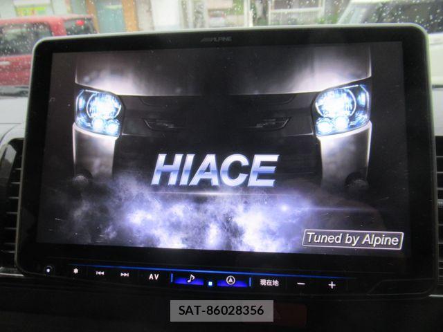 Toyota HIACE VAN 2021-06 7358015-17