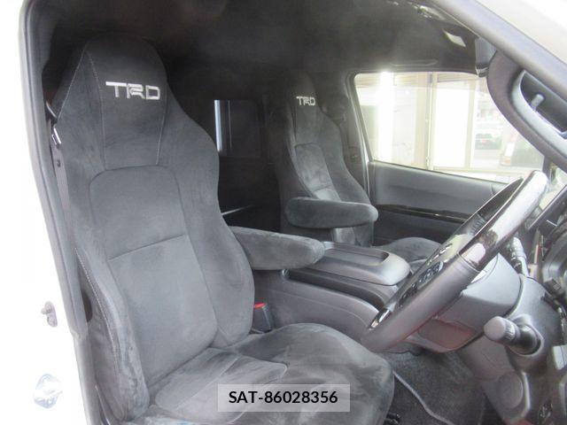 Toyota HIACE VAN 2021-06 7358015-8
