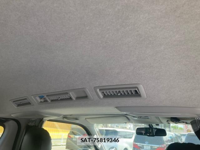 Toyota HIACE VAN 2013-07 7358021-14