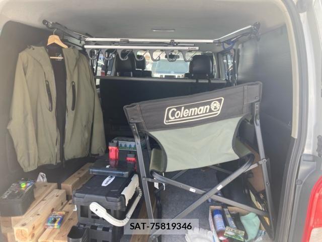 Toyota HIACE VAN 2013-07 7358021-15