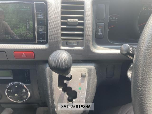 Toyota HIACE VAN 2013-07 7358021-21
