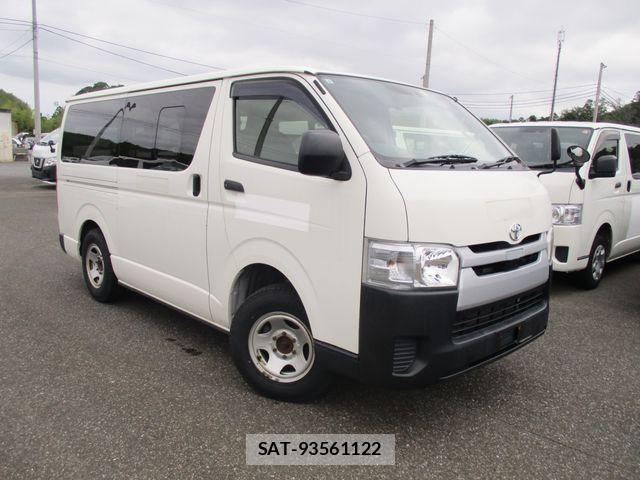 Toyota HIACE VAN 2020-04 7358016-0