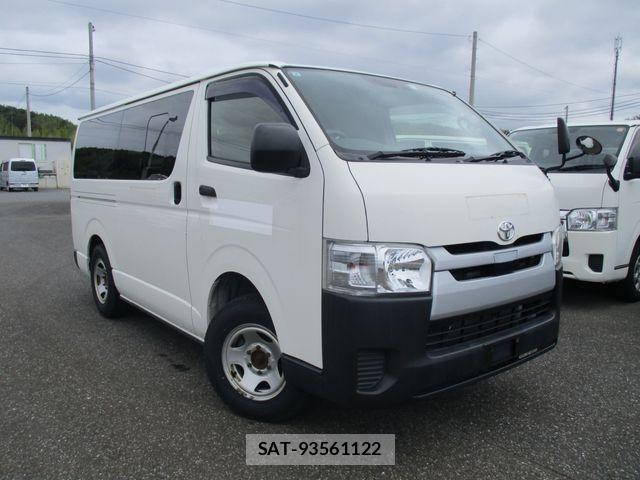 Toyota HIACE VAN 2020-04 7358016-27