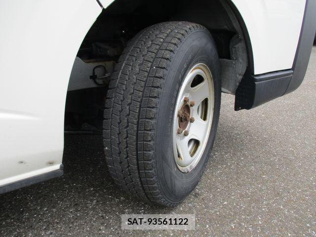 Toyota HIACE VAN 2020-04 7358016-7