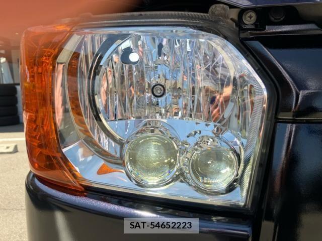 Toyota HIACE VAN 2023-08 7358008-10