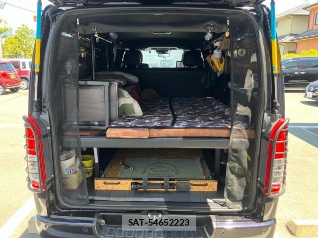 Toyota HIACE VAN 2023-08 7358008-16
