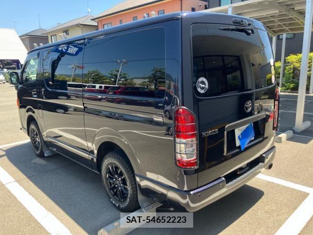 Toyota HIACE VAN 2023-08 7358008-3