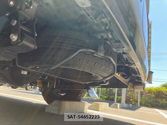 Toyota HIACE VAN 2023-08 7358008-5