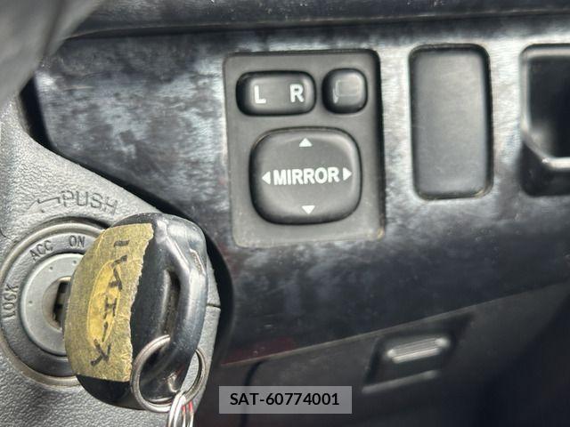 Toyota HIACE VAN 2008-03 7392330-17