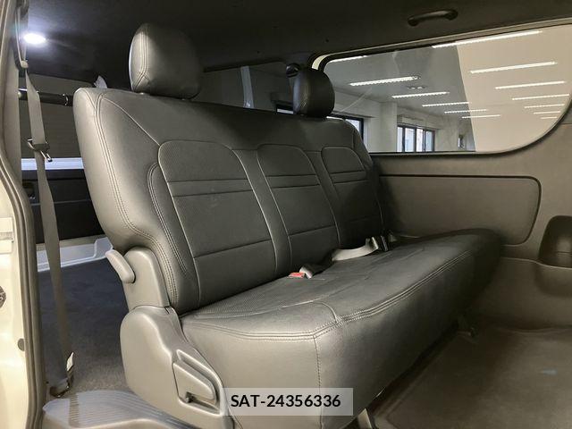 Toyota HIACE VAN 2025-03 7392322-19