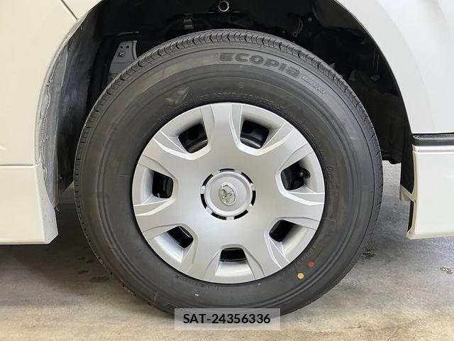 Toyota HIACE VAN 2025-03 7392322-26