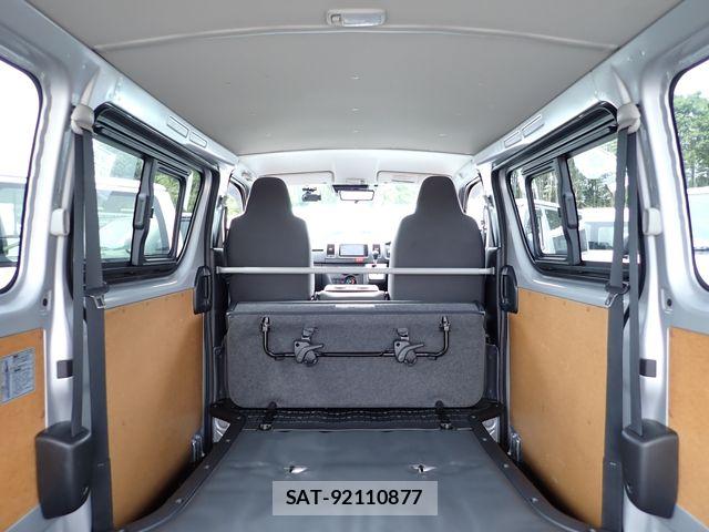 Toyota HIACE VAN 2020-10 7392327-25