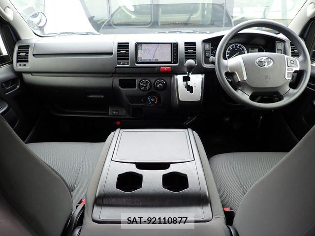 Toyota HIACE VAN 2020-10 7392327-7