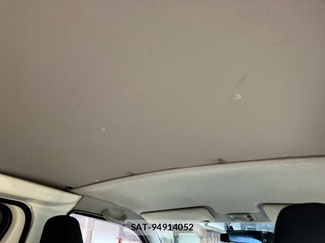 Toyota HIACE VAN 2012-11 7392329-12