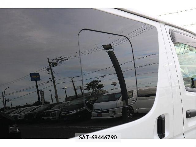 Toyota HIACE VAN 2022-01 7454666-15