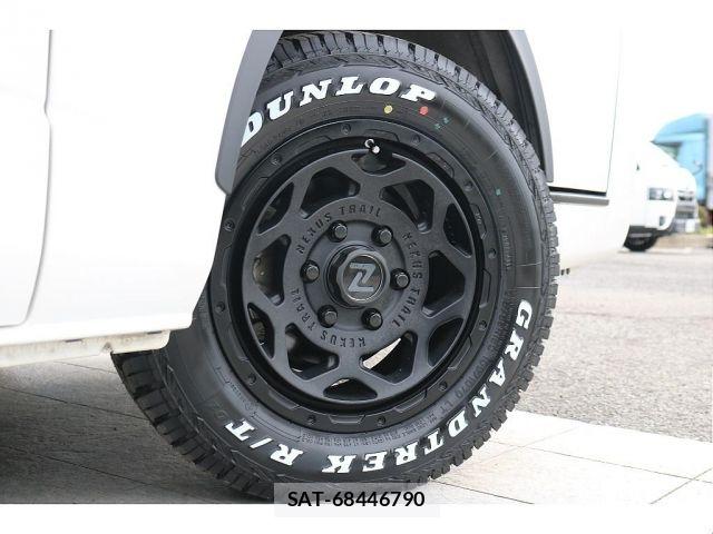 Toyota HIACE VAN 2022-01 7454666-19