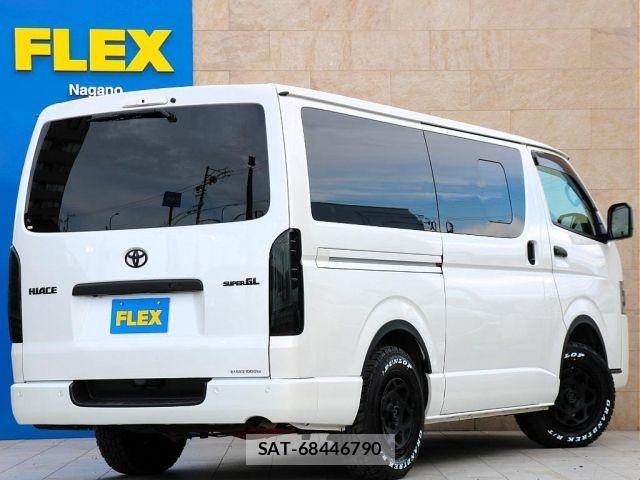Toyota HIACE VAN 2022-01 7454666-2