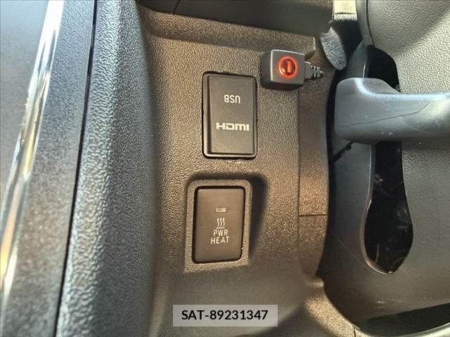 Toyota HIACE VAN 2022-07 7454670-6