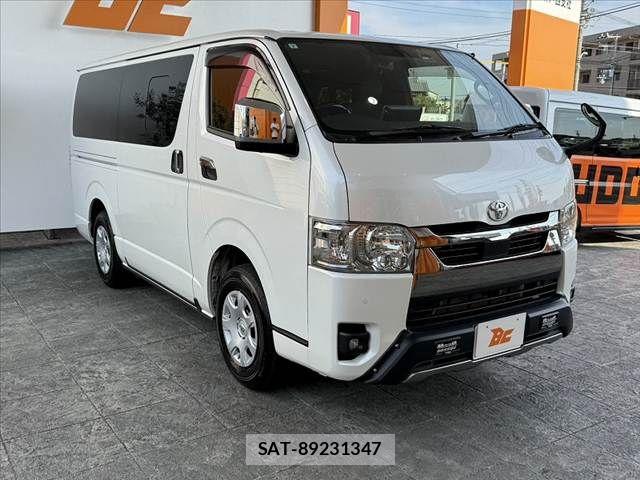 Toyota HIACE VAN 2022-07 7454670-7